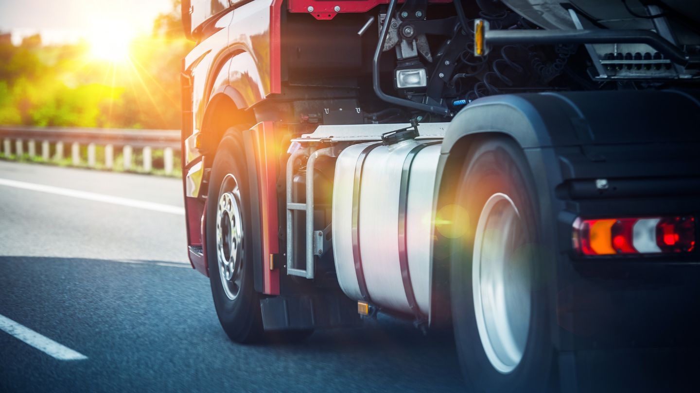 Benefits of Defensive Driving Courses for CDL Holders